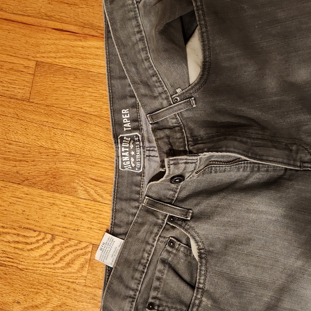 Mens jeans levis signature size 34 30 medium gray
